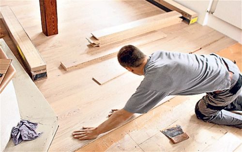 How To Fix The Leakage Underneath You Wood Flooring? removing-boards